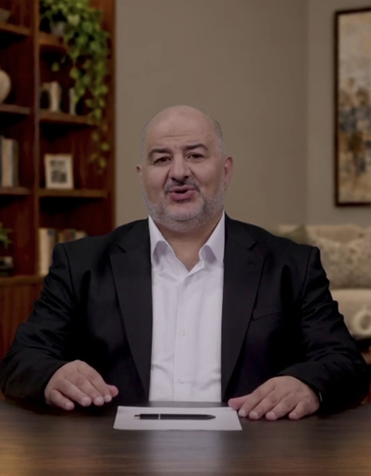 الخطاب الثاني للنائب منصور عباس: الموحدة تسبق الآخرين دائمًا بخطوتين للأمام.